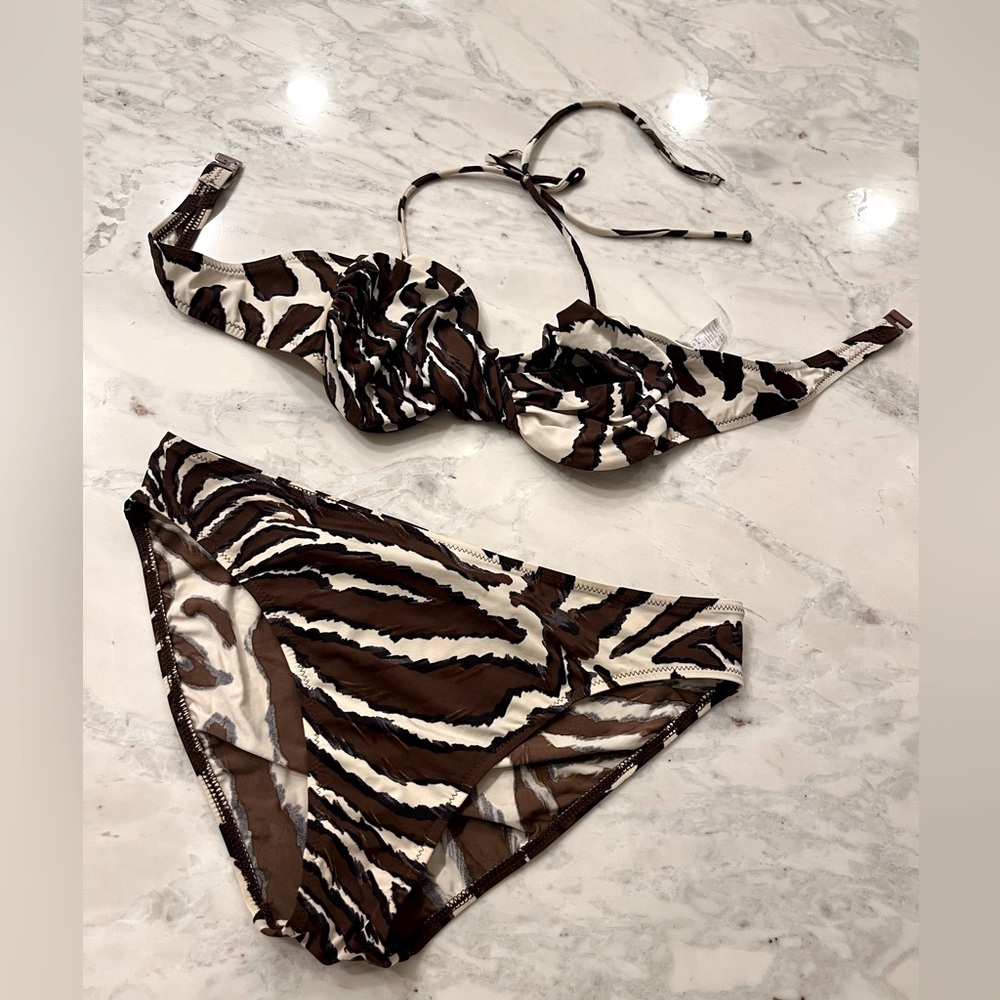 Safari like Bikini - two pieces - like new
